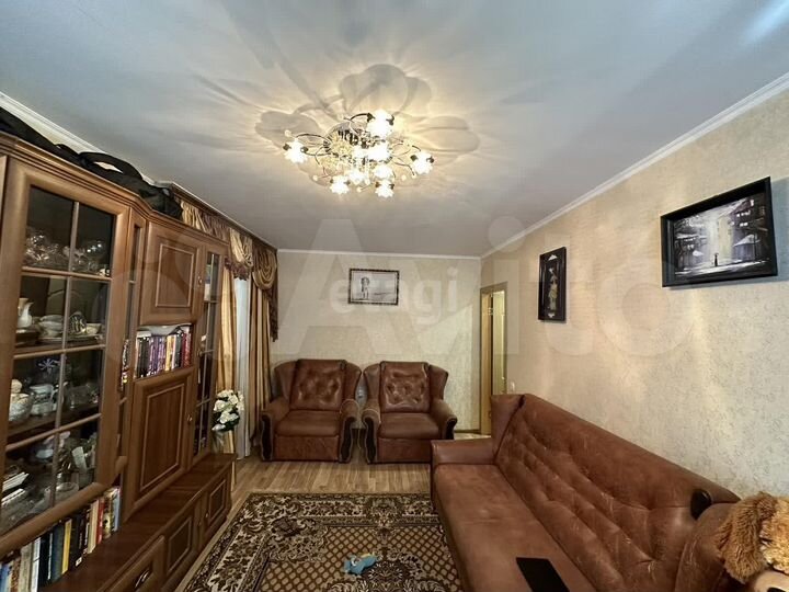 2-к. квартира, 65 м², 1/5 эт.
