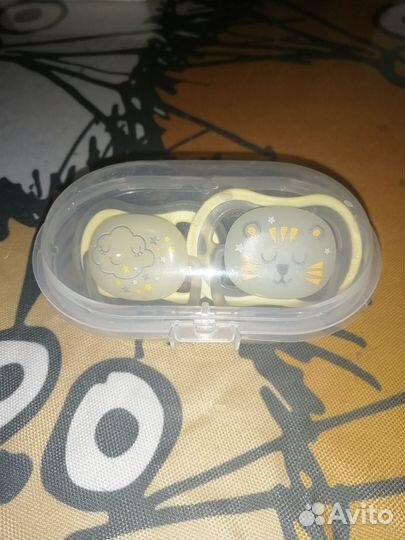 Соска пустышка avent 18+ светящиеся