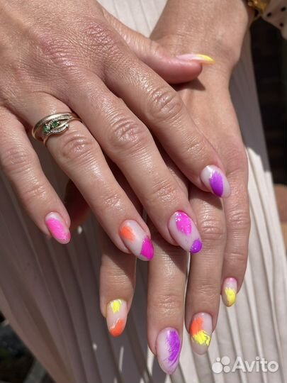 Мастер маникюра и педикюра