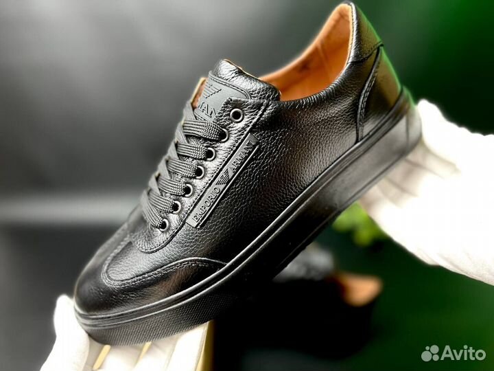 Кроссовки Armani