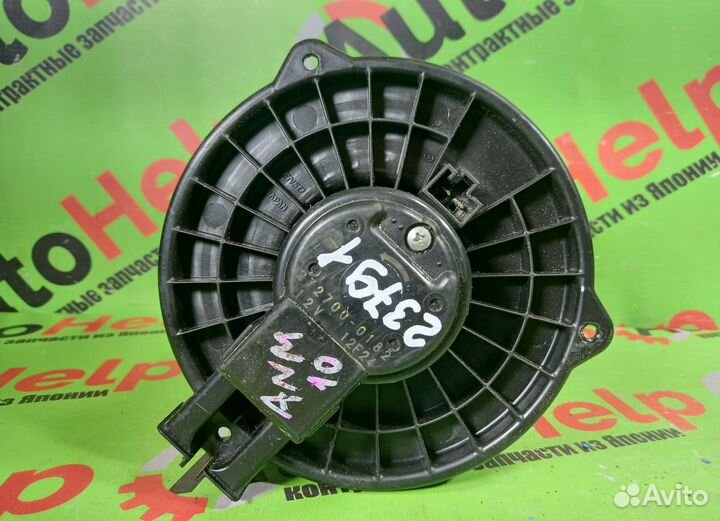 Мотор печки toyota isis ANM10G