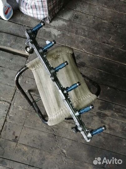 Топливная рампа с форсунка ми. гбц и муфта vvti