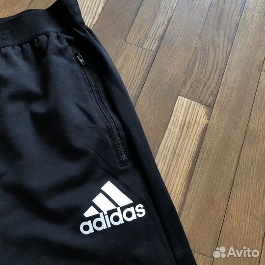 Чёрные шорты Adidas XXL оригинал