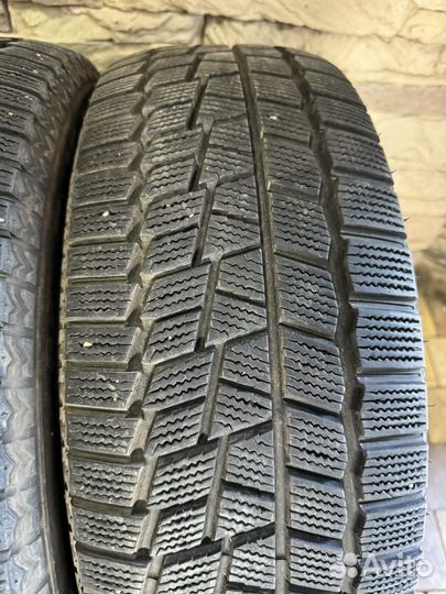 Maxxis ArcticTrekker NP3 205/60 R16