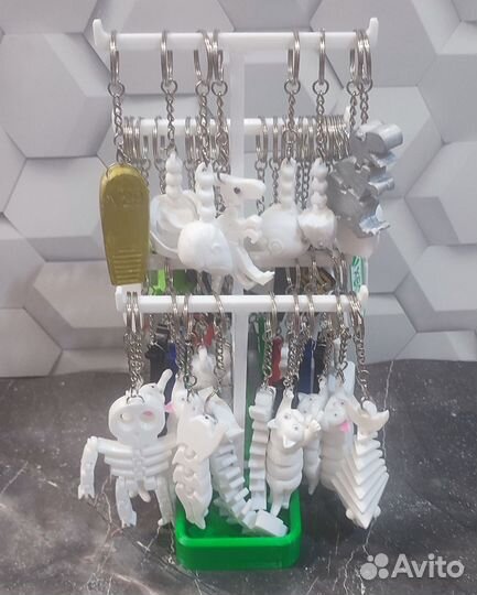 Брелки,игрушки