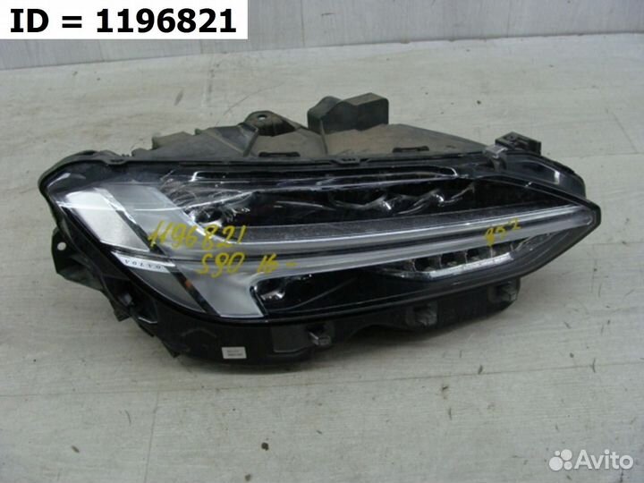 Фара правая Volvo S90