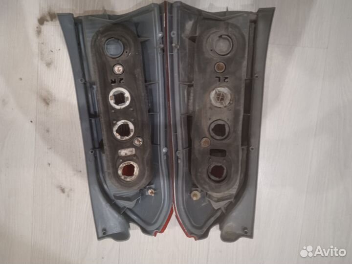 Задние фонари тойота пробокс