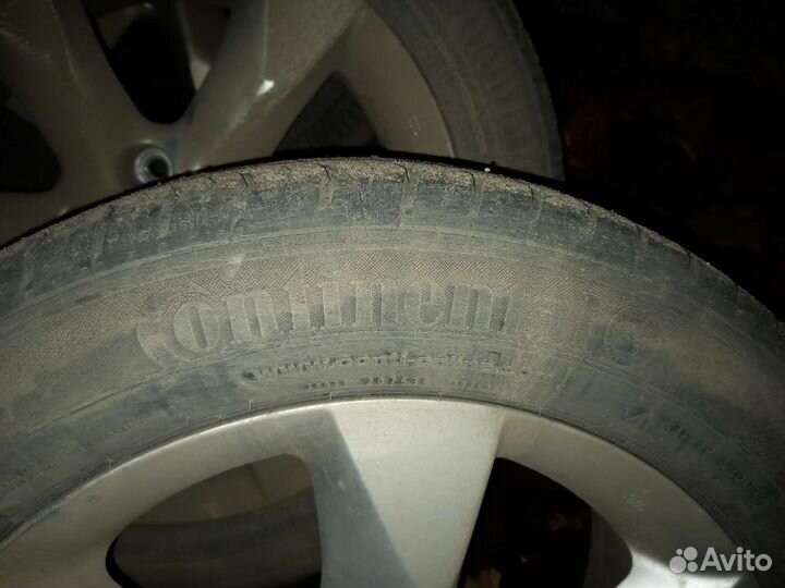 Continental ContiPremiumContact 2 215/55 R17