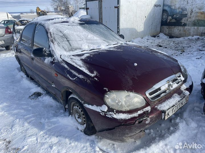 Zaz Chance Капот