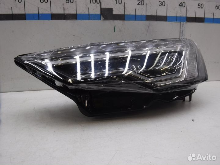 Фара левая на Audi A6