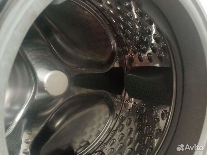 Бак стиральной машины Bosch Serie 6