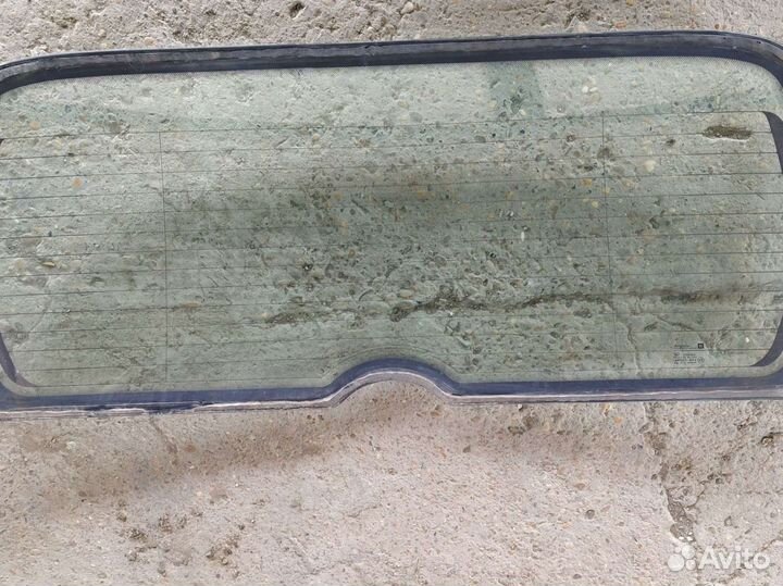 Стекло заднее универсал на опель омега б