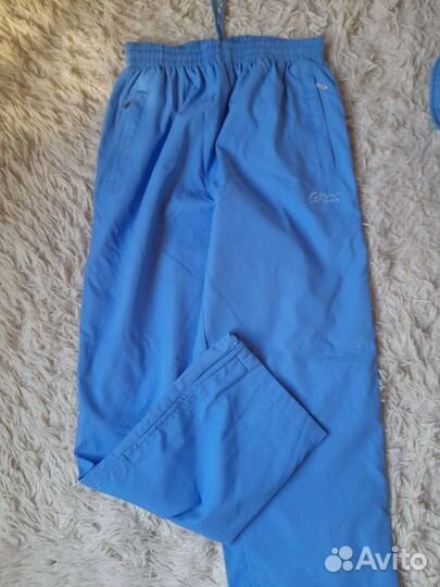 Спортивный костюм женский