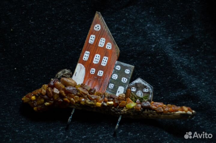 Ключницы дрифтвуд с янтарем