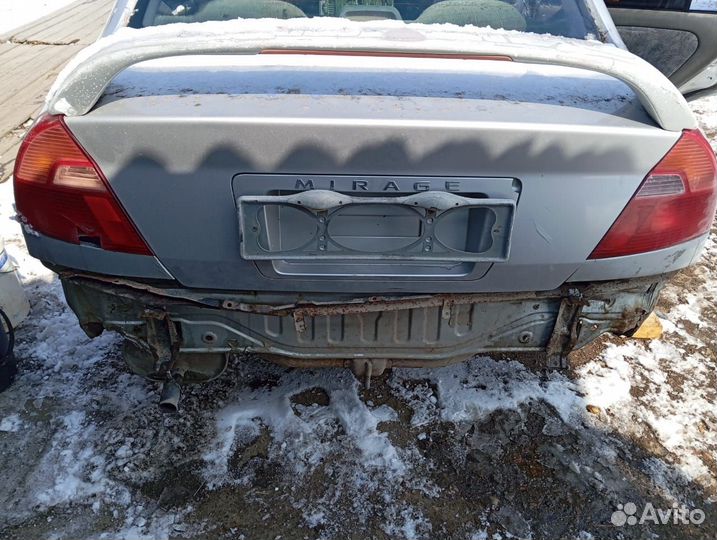 Mitsubishi mirage 1997г.в в разбор