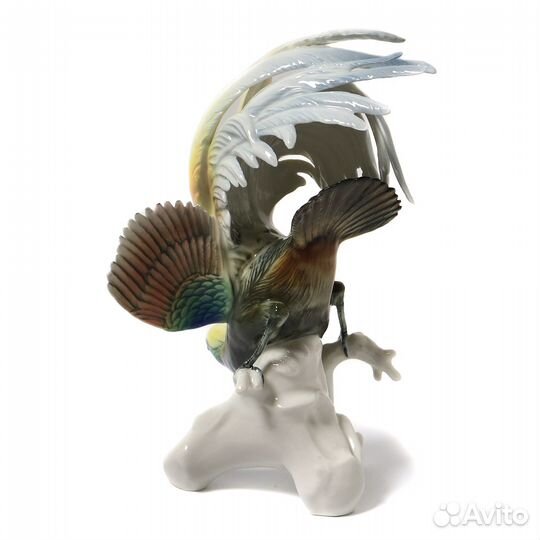 Фарфоровая фигура 