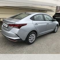 Hyundai Solaris 1.4 AT, 2022, 50 км, с пробегом, цена 1 890 000 руб., Махачкала