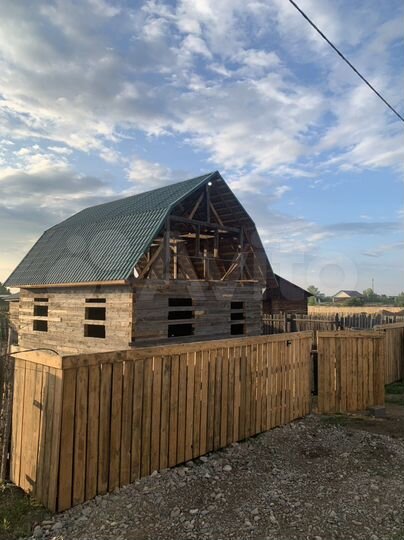 Дом 98 м² на участке 9,3 сот.