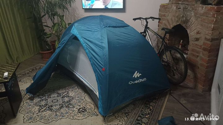 Палатка Quechua Arpenaz 2+