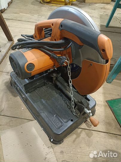 Торцовочная пила по металлу б/у AEG