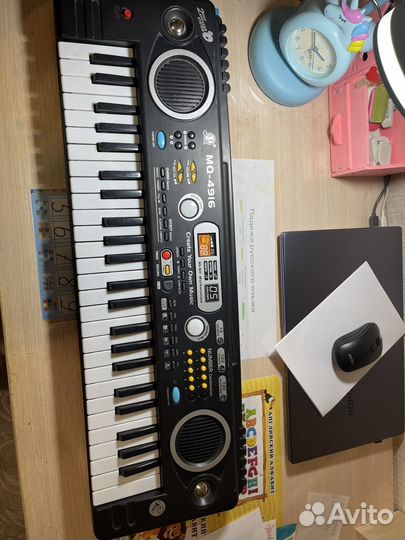 Синтезатор игрушечний/детский