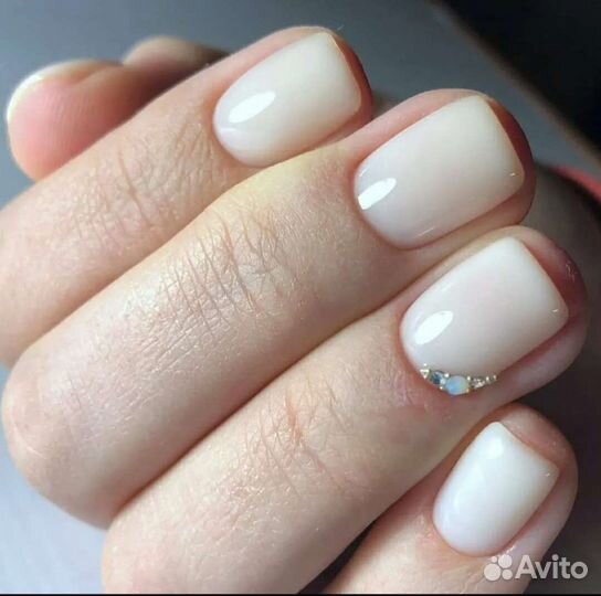 Маникюр на просвещения