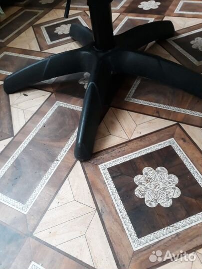 Компьютерное кресло