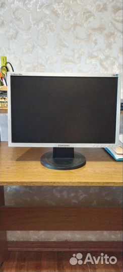 Монитор Samsung SyncMaster 920NW