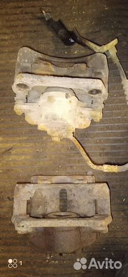 Суппорт тормозной на Караван Вояджер