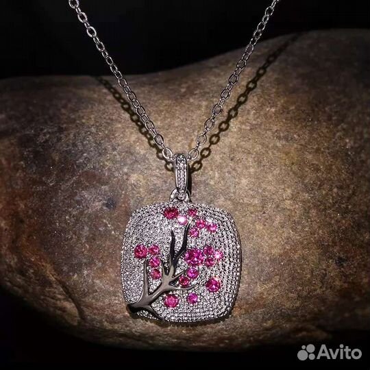 Красивые наборы украшений. Новые, выбор