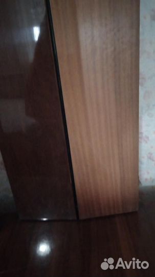 Трюмо с зеркалом