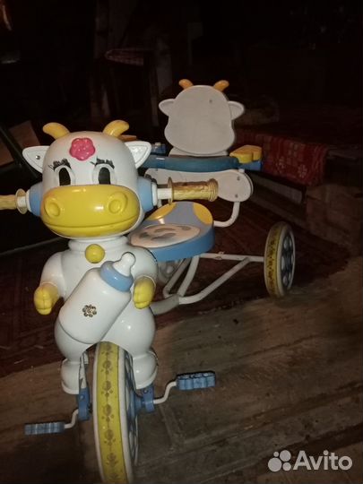 Детский трехколесный велосипед бу