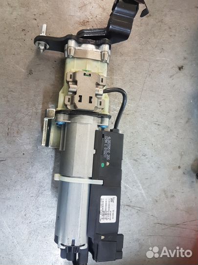 Электрический привод крышки багажника Audi Q7