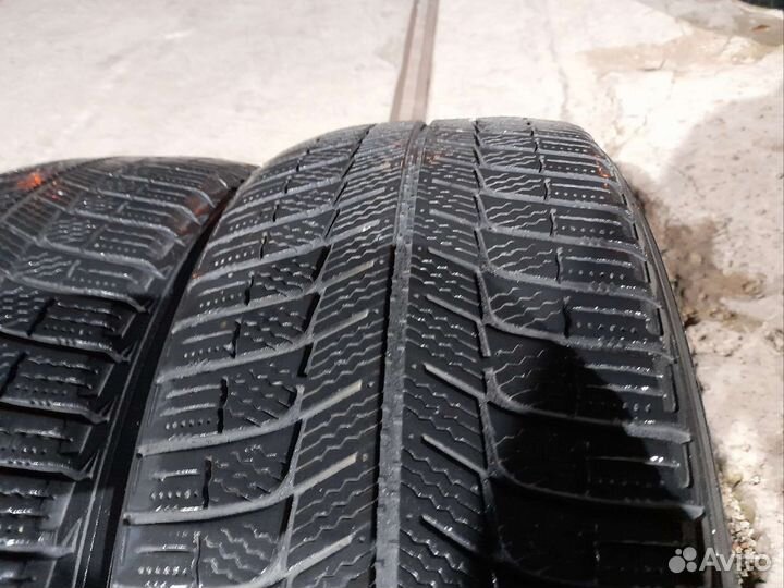 Michelin X-Ice XI3 215/55 R16 97H