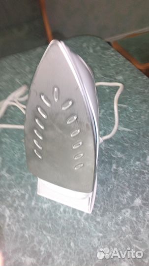 Утюг -2 шт