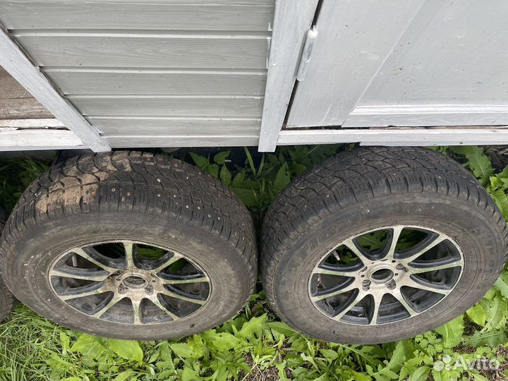 Колеса в сборе 215/70 r15