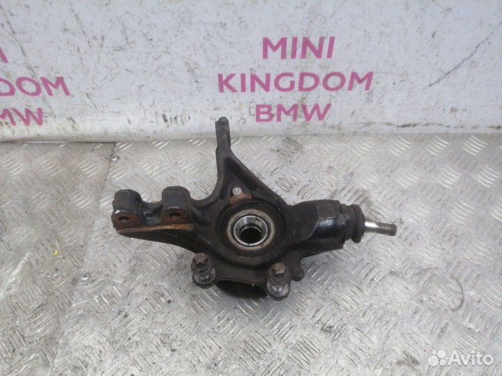 Кулак передний правый Peugeot 308 EP6 2012