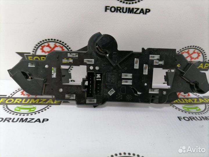 Плата заднего фонаря задняя правая Peugeot 307