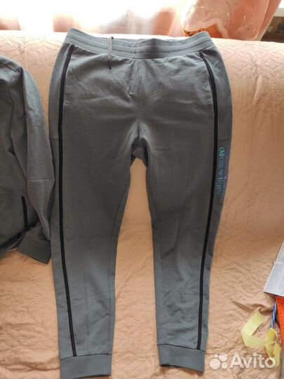 Emporio Armani спортивный костюм ориг 48