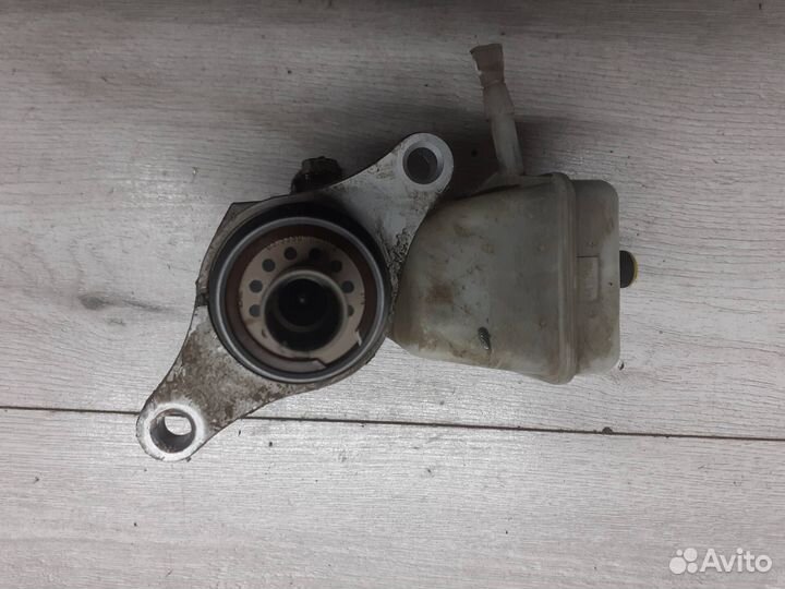 Цилиндр тормозной главный Renault Duster