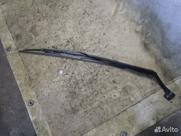 Поводок стеклоочистителя передний левый Ssang Yong