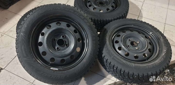 Колеса на Hyundai Solaris R15 4x100 Dunlop