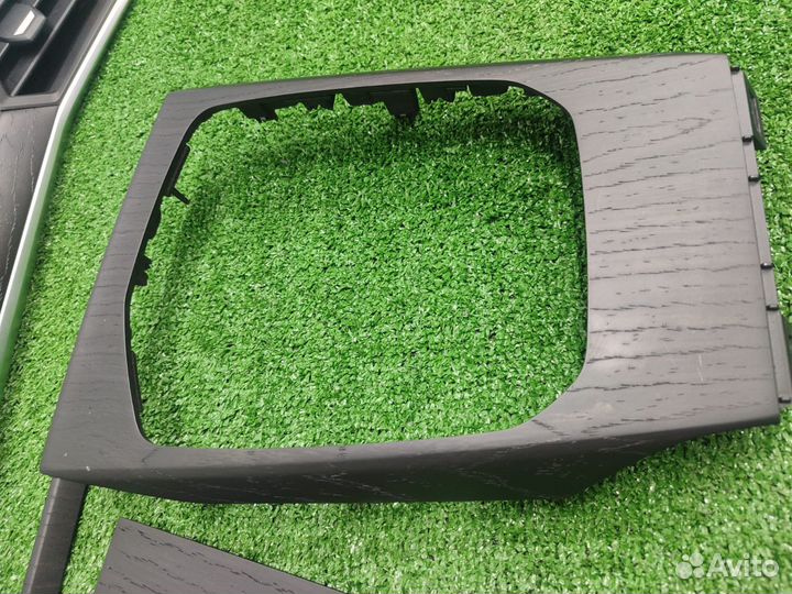 Декоративные элементы салона bmw g20