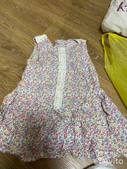 Пакет с детскими вещами