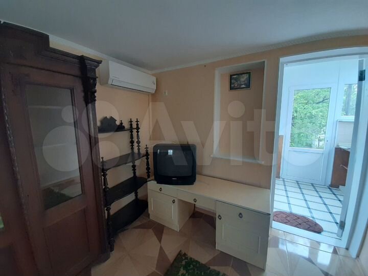 Комната 22 м² в 1-к., 2/2 эт.