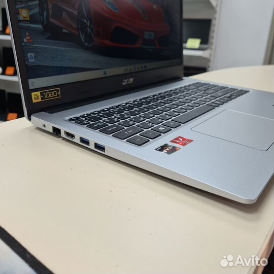 Ноутбук Acer FullHD/R5 3500U/8GB/256GB+1TB/Vega 8