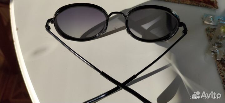 Солнцезащитные очки женские