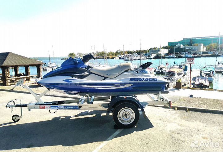 Прицеп для перевозки гидроцикла