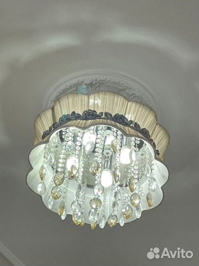 Светильник потолочный