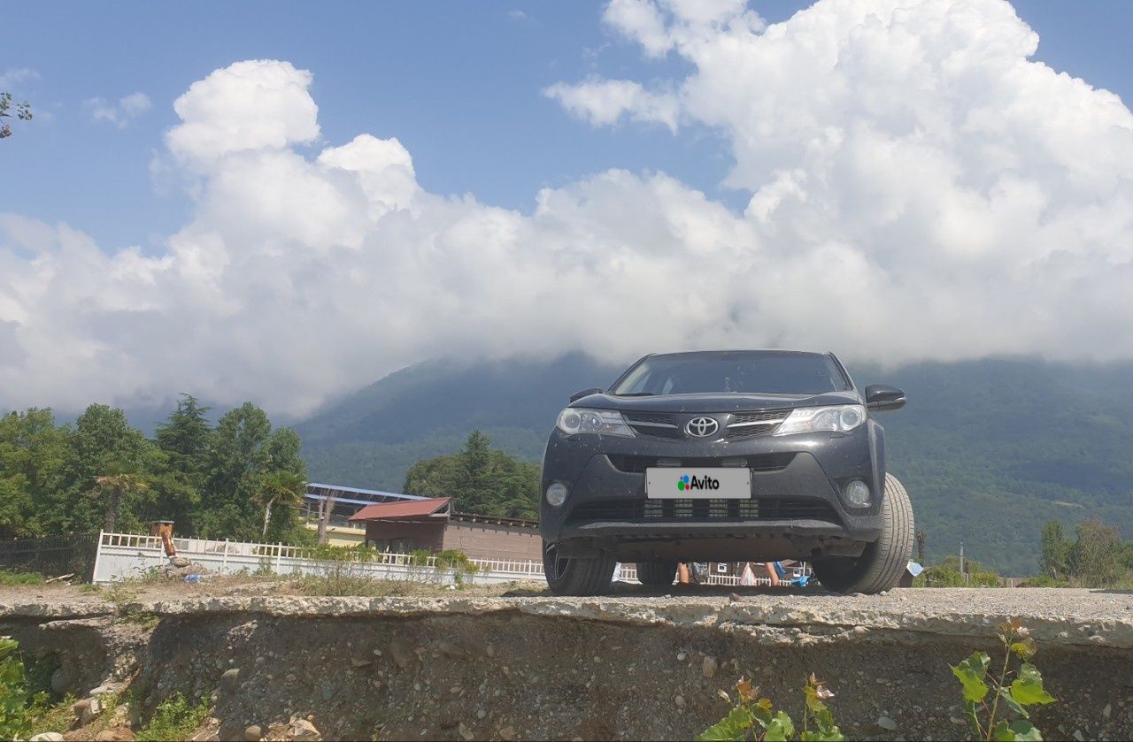 Toyota RAV4: фото владельца